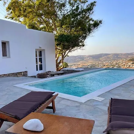 Red Rocks * Parikia (Paros)